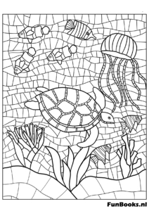 Tortuga marina medusa y peces nadando en un océano de mosaico dibujo para colorear