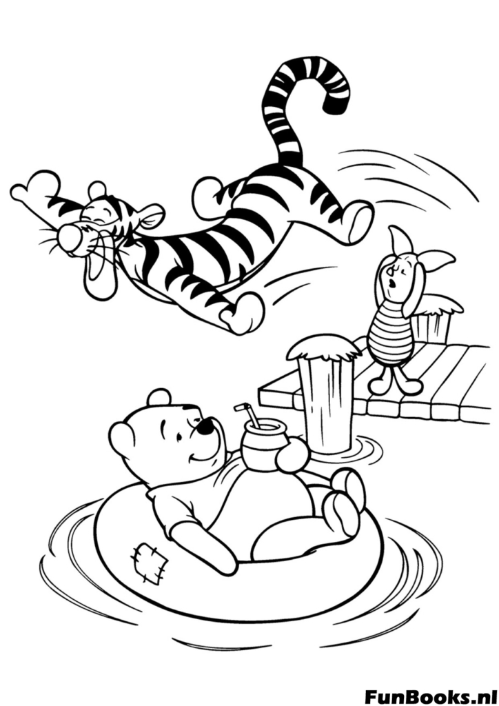 Lustige Szene mit Puuh auf einem Schwimmreifen während Tigger ins Wasser springt Sommer Ausmalbild